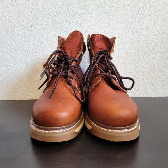 Bonanza Light Brown Leather Round Toe Boots - Picture 2 of 4